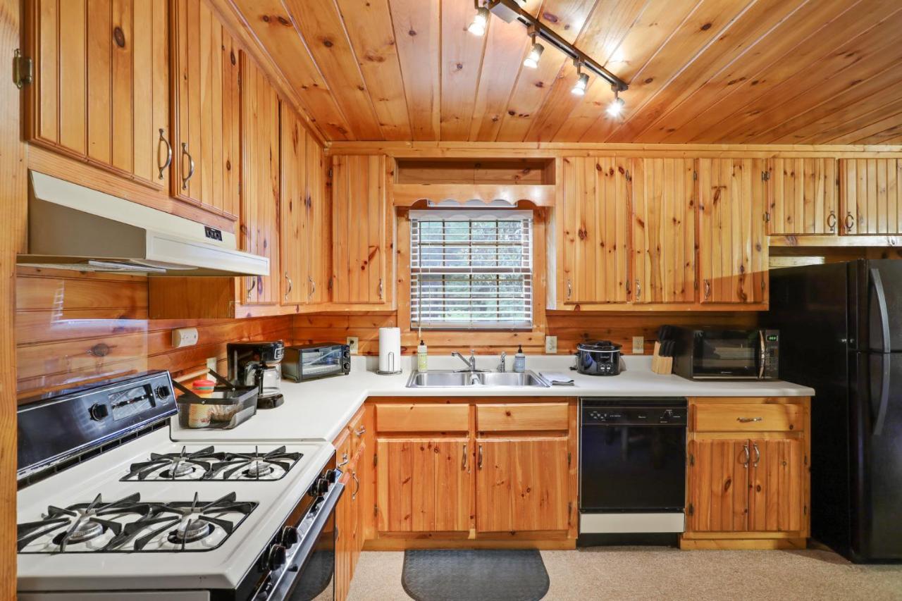 إليجاي 2 Separate Cabins Along A Peaceful Creek With Resort Amenities المظهر الخارجي الصورة