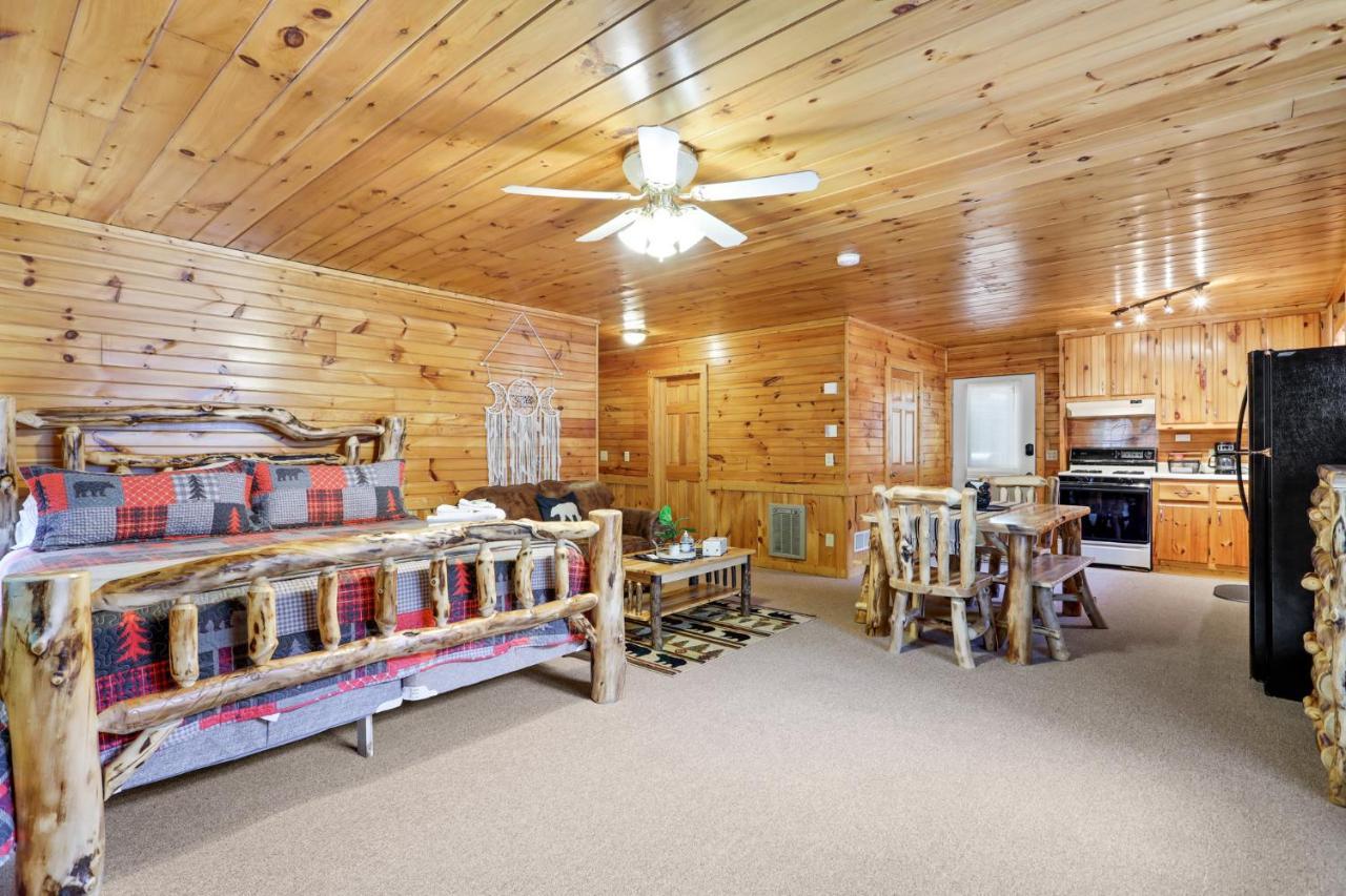 إليجاي 2 Separate Cabins Along A Peaceful Creek With Resort Amenities المظهر الخارجي الصورة
