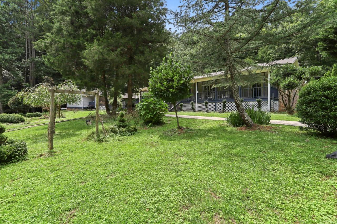 إليجاي 2 Separate Cabins Along A Peaceful Creek With Resort Amenities المظهر الخارجي الصورة