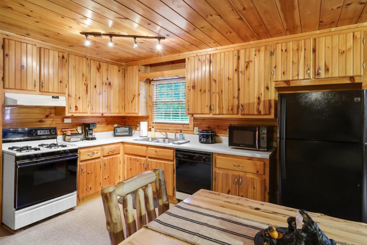 إليجاي 2 Separate Cabins Along A Peaceful Creek With Resort Amenities المظهر الخارجي الصورة